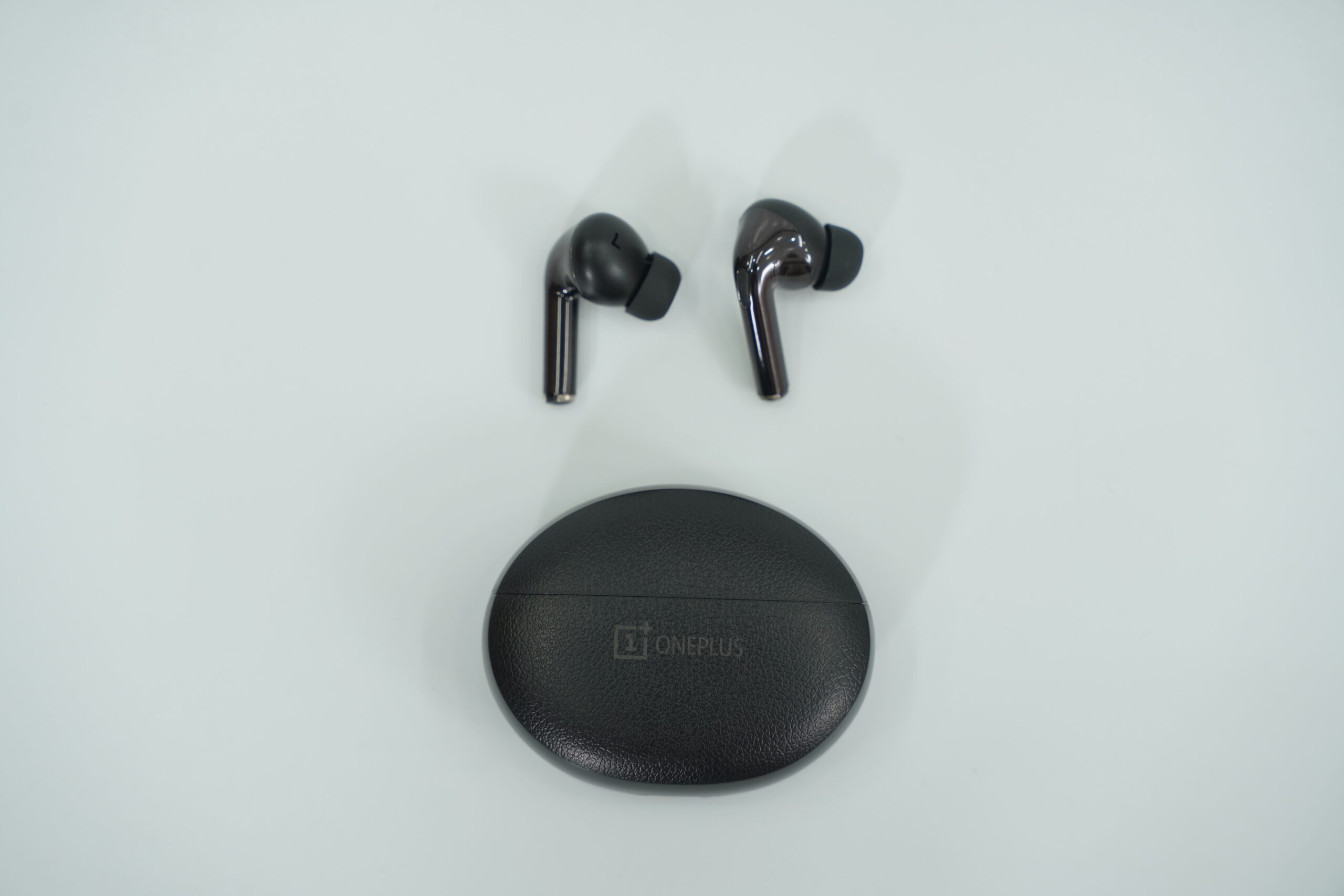 OnePlus Buds Pro 3 - Image 2